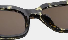 A.Kjaerbede Kaws unisex sluneční brýle, Black Yellow Tortoise (3)
