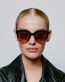 A.Kjaerbede Billy dámské sluneční brýle, Black Brown Transparent (2)